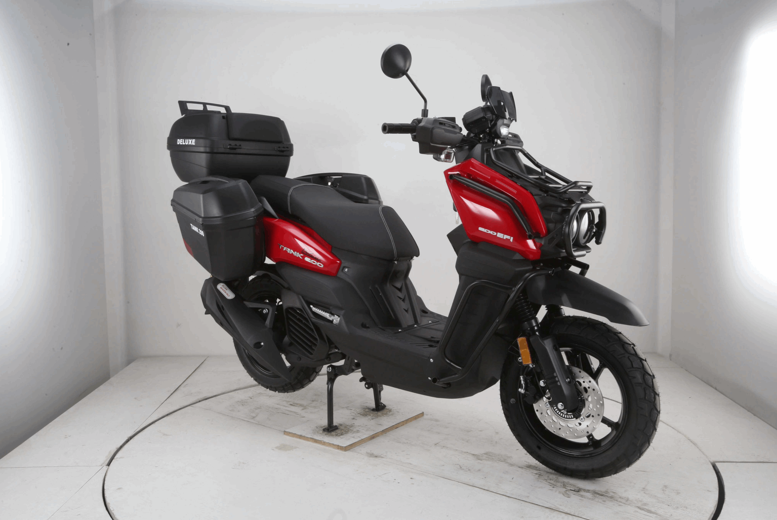 TANK 200 EFI - T13 (DELUXE)